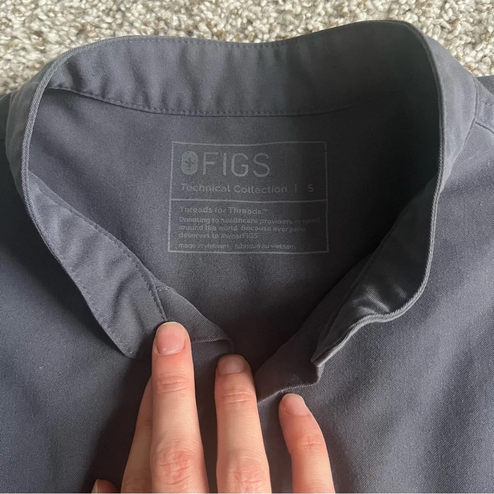 Figs Women's Gray Top with Red Accents - Picture 3 of 6